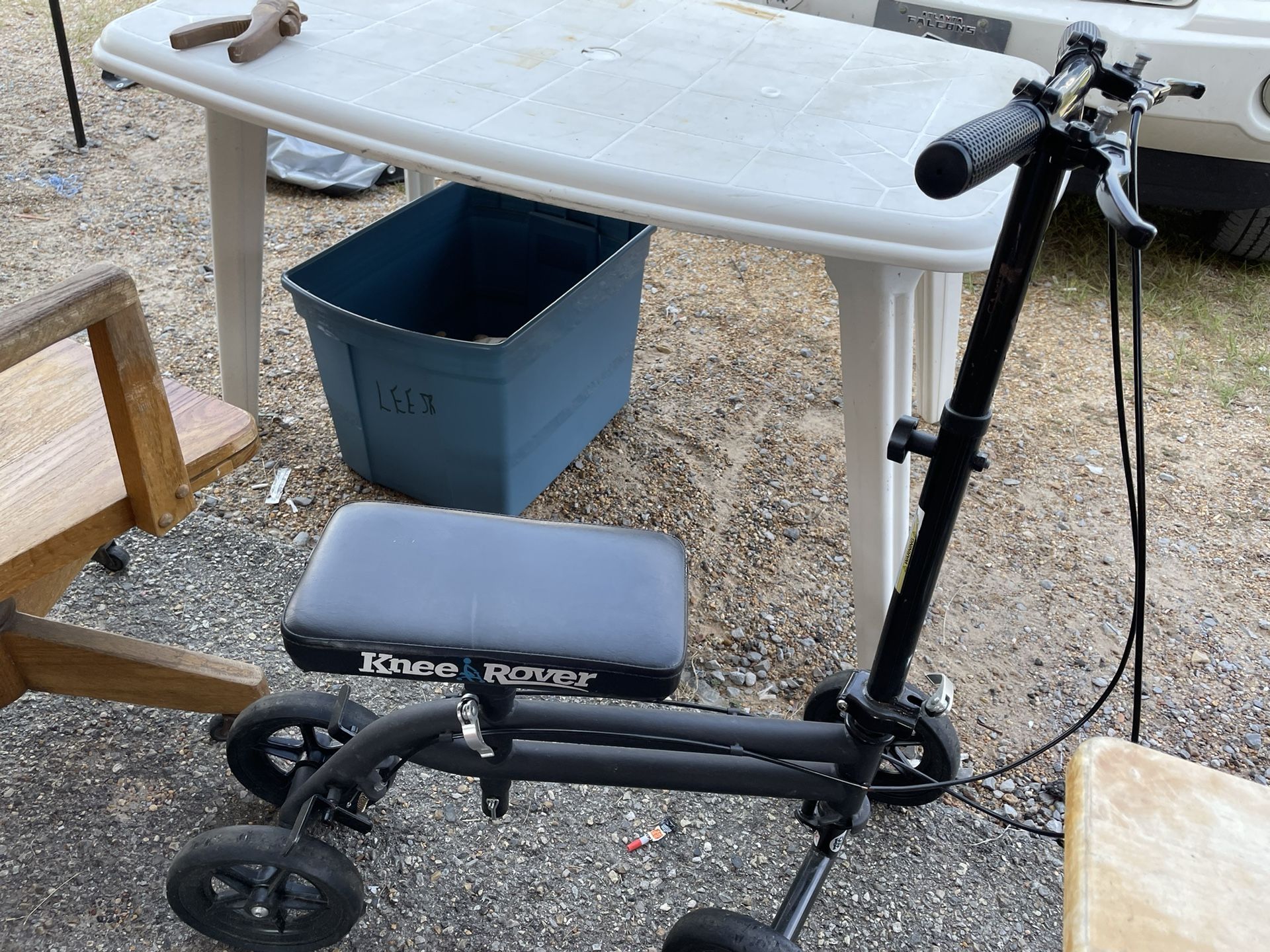 Knee Rover Scooter. 
