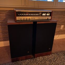 Vintage Stereo Receiver