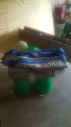 Easton softball/ baseball bag