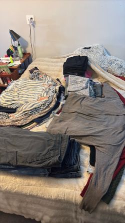 Large Lot of Women’s Clothing