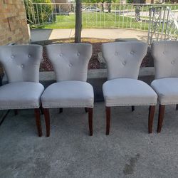 Set Of 4 Elegant Chairs