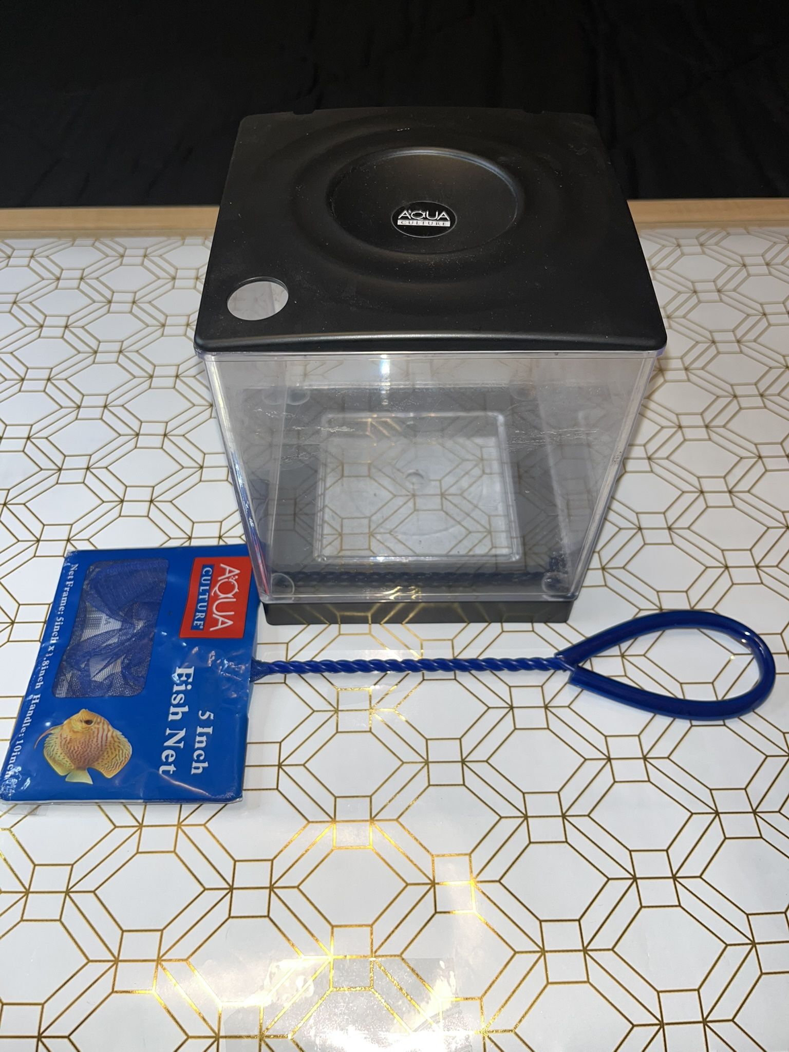 1.5 Gallon Plastic Fish Tank Aquarium For Small Fish Single Fish w/5in. Fish Net