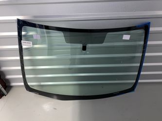 2007-2011 Nissan Versa 4Door Sedan Windshield