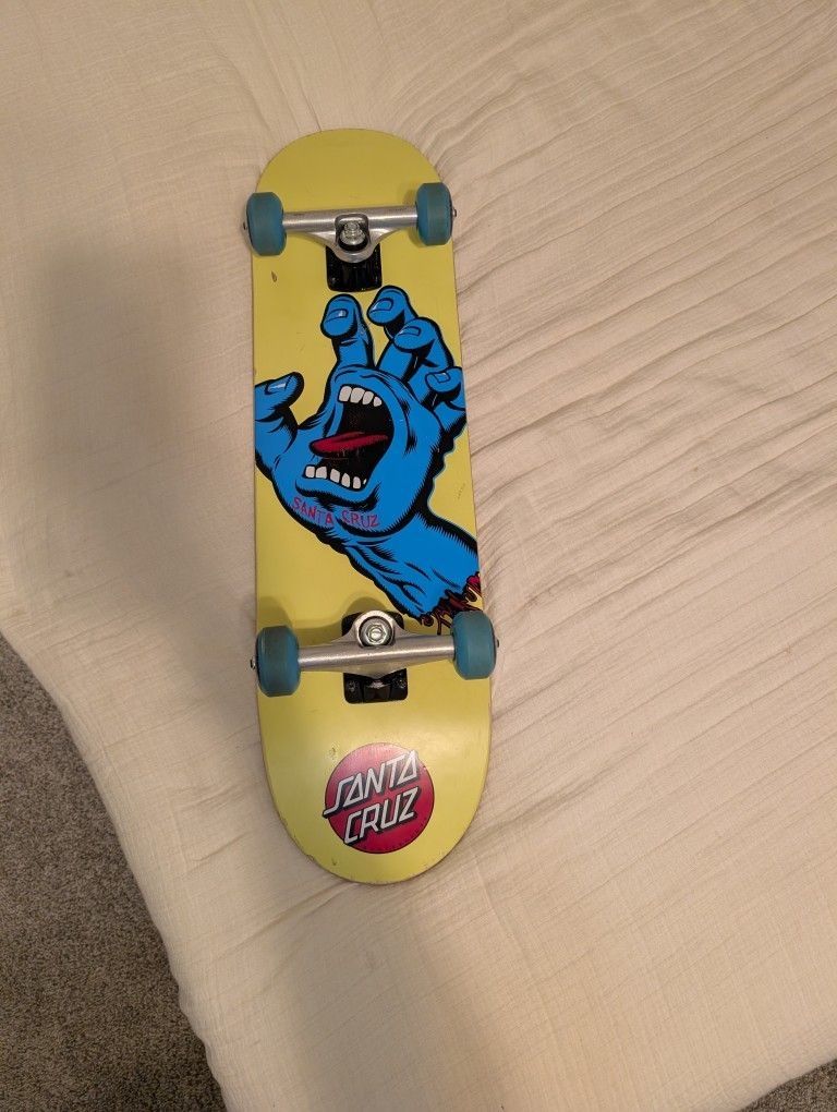 Screaming Hand Santacruz Skateboard 