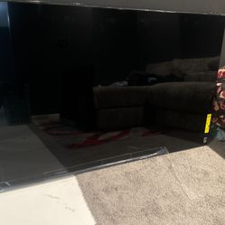 Sony Tv Brand New But Broken Screen  100 OBO 