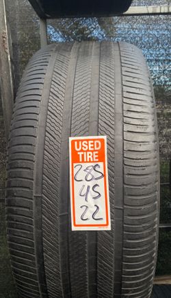 Tires 285/45/22 michelin