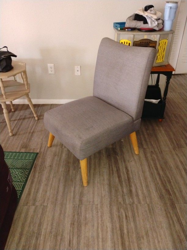 Gray High Back Chair Wooden Legs, Intact