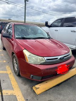 Ford Focus Sedan Red