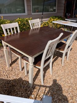 Dining Room Table and Chairs