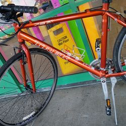 TREK 7.3 FX Bontrager CrowBar