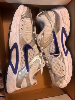 Men’s Nike size 9