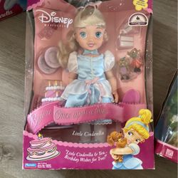 Vintage porcelain disney dolls 2025