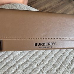 Burberry tan leather soft eyeglasses or sunglasses case