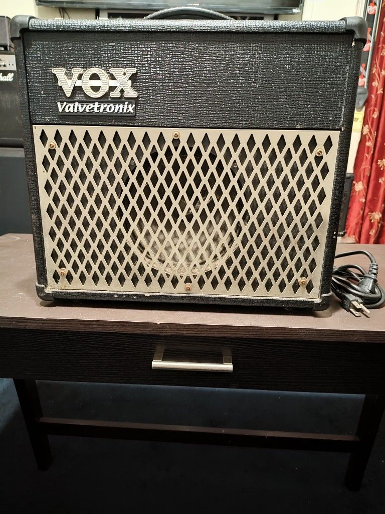 VOX Guitar Amp