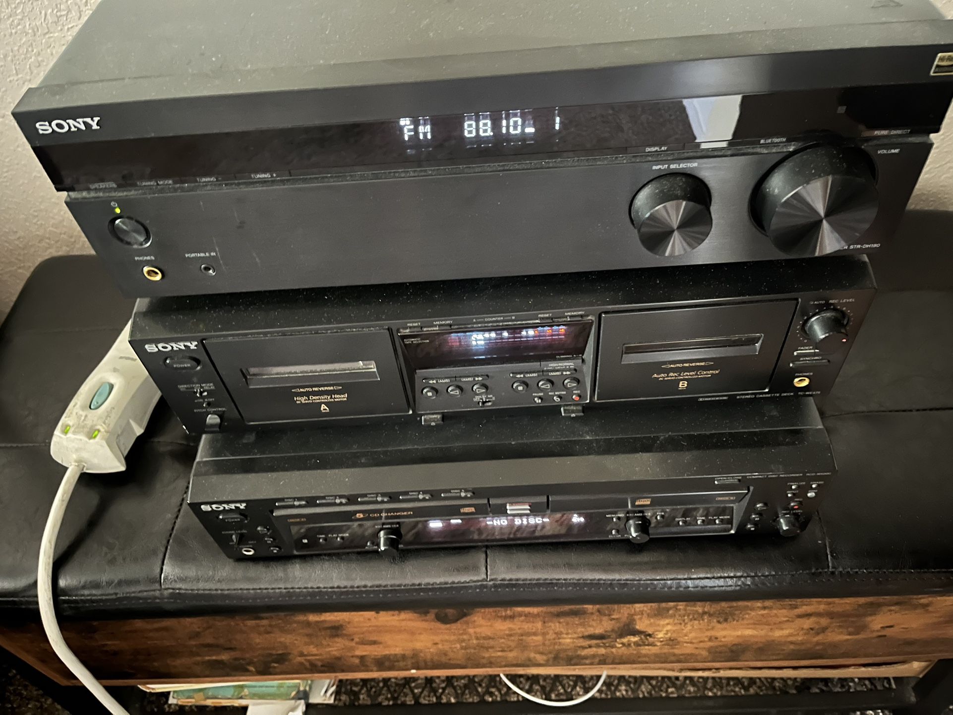 Sony Home Stereo System and Speakers Altogether for ONLY $150
