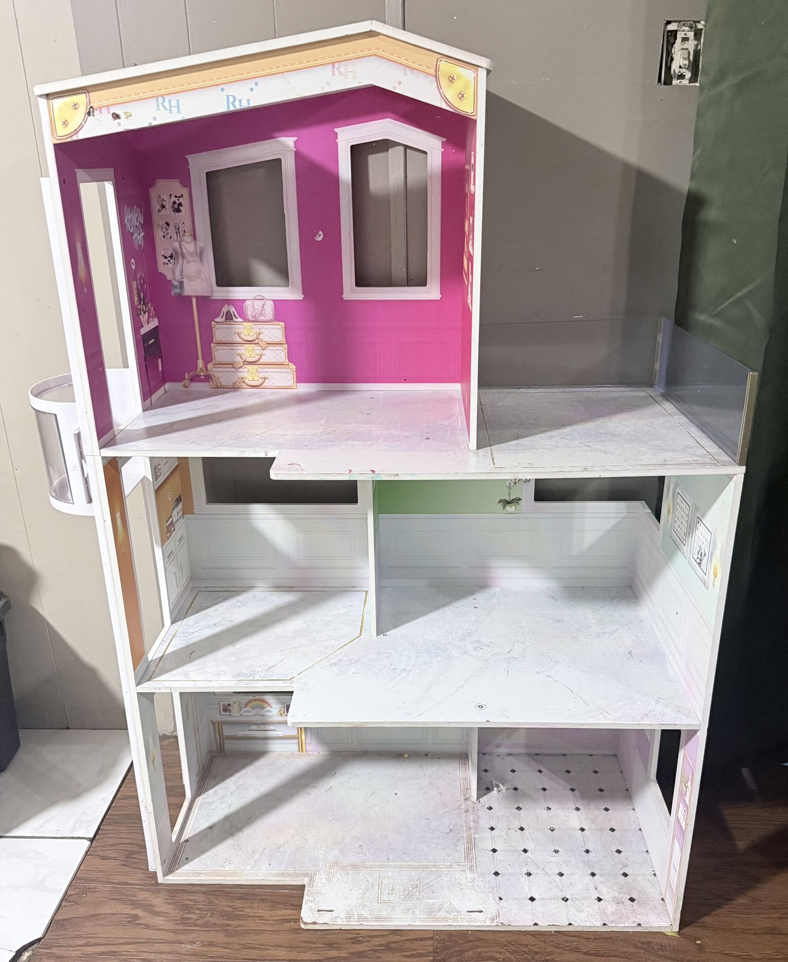Used Rainbow High Doll House