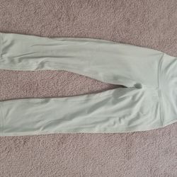 Lululemon Capri Leggings