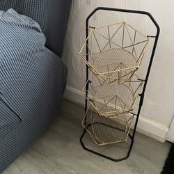 3 Basket Tower