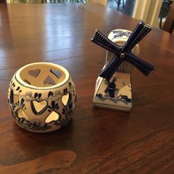 Holland Delftware Windmill And Jewelry Or Tealight Candle Holder Set