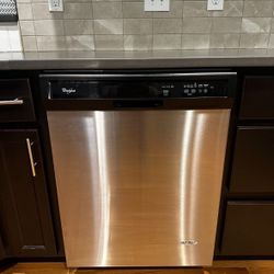 Whirlpool Dishwasher