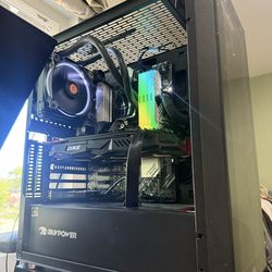 GAMING COMPUTER DESKTOP