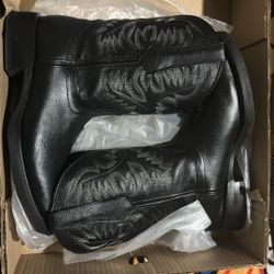 Black Cowboy Boots 