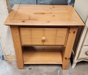 FREE Nightstand/Side Table