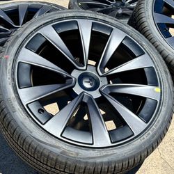 FREE INSTALL OEM  2025 Tesla Model X Plaid Wheels 265/35/22 and 285/35/22 PIRELLI A/S 100%