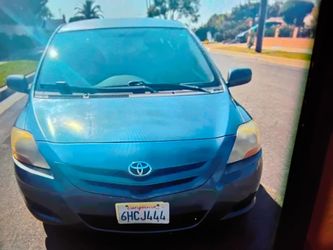 2009 toyota  yaris