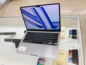 MacBook Air m2 8gb ram 256gb ssd