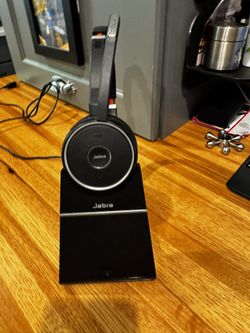 Jabra Evolve 75 Headset And Charging Stand