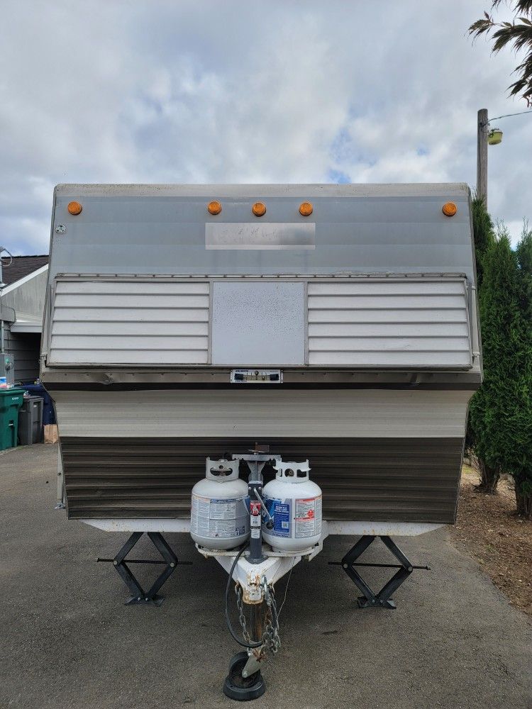 RARE 1969 Shasta Stratoflyte