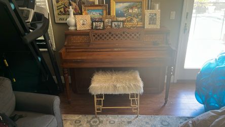 Baldwin piano Baldwin piano