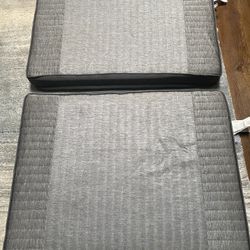 Memory Foam Dog Beds 