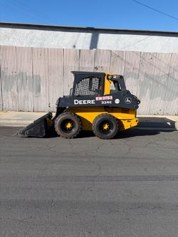 John Deere 324E 2018 skid steer John Deere 324E 2018 skid steer