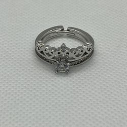 Sterling silver ring(6)