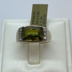 10K Peridot/ Dia Ring.