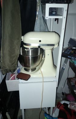 Vanity and chair combo