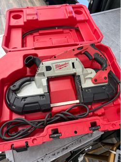 Milwaukee 6232-20, Corded Deep Cut Band Saw with Extra Blades and Carry Case