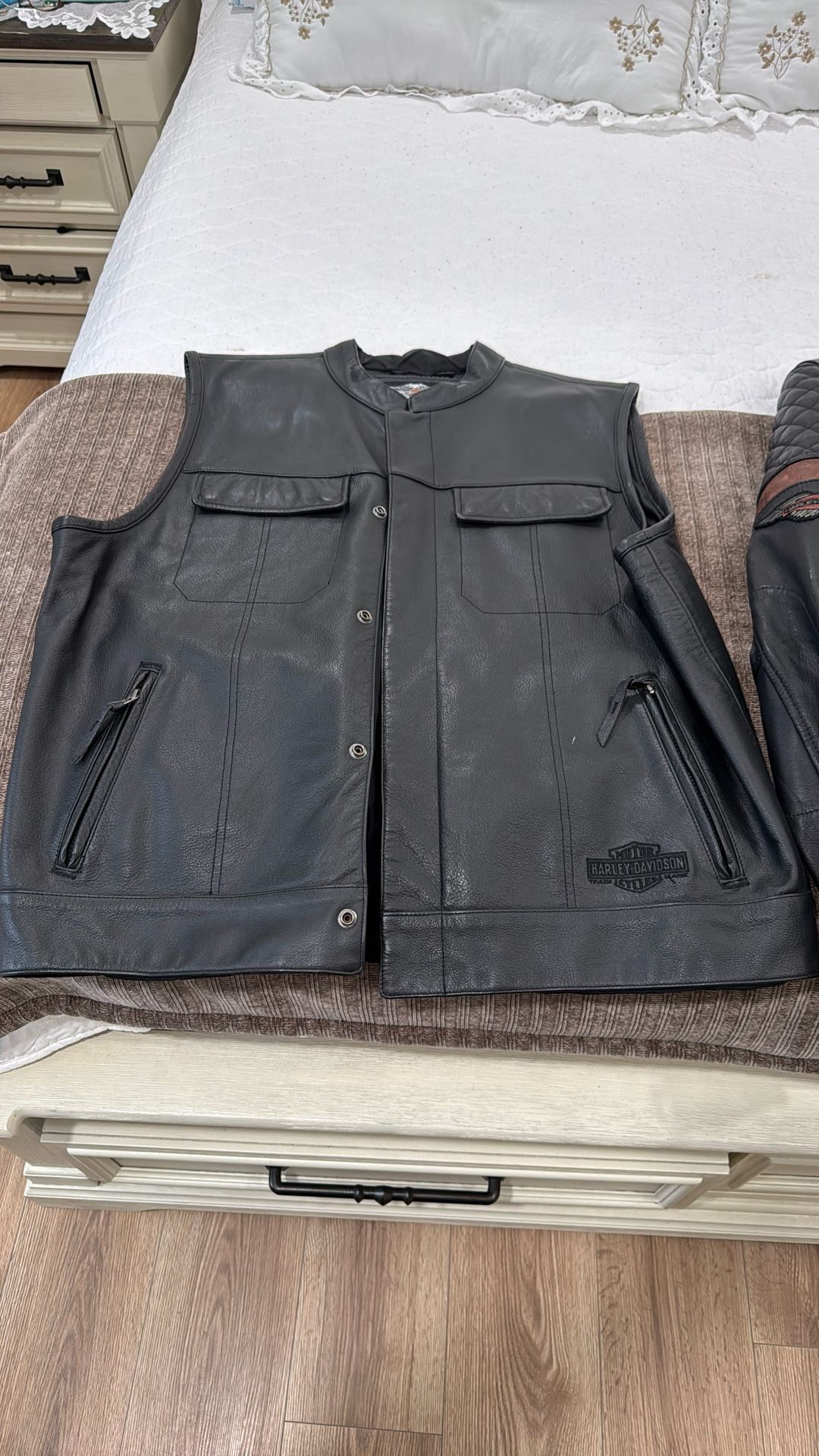 Harley Davidson Leather Vest And Jacket.
