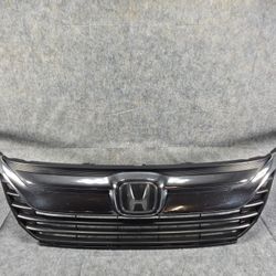 2018 2019 2020 Honda Odyssey Front Grille Assembly OEM