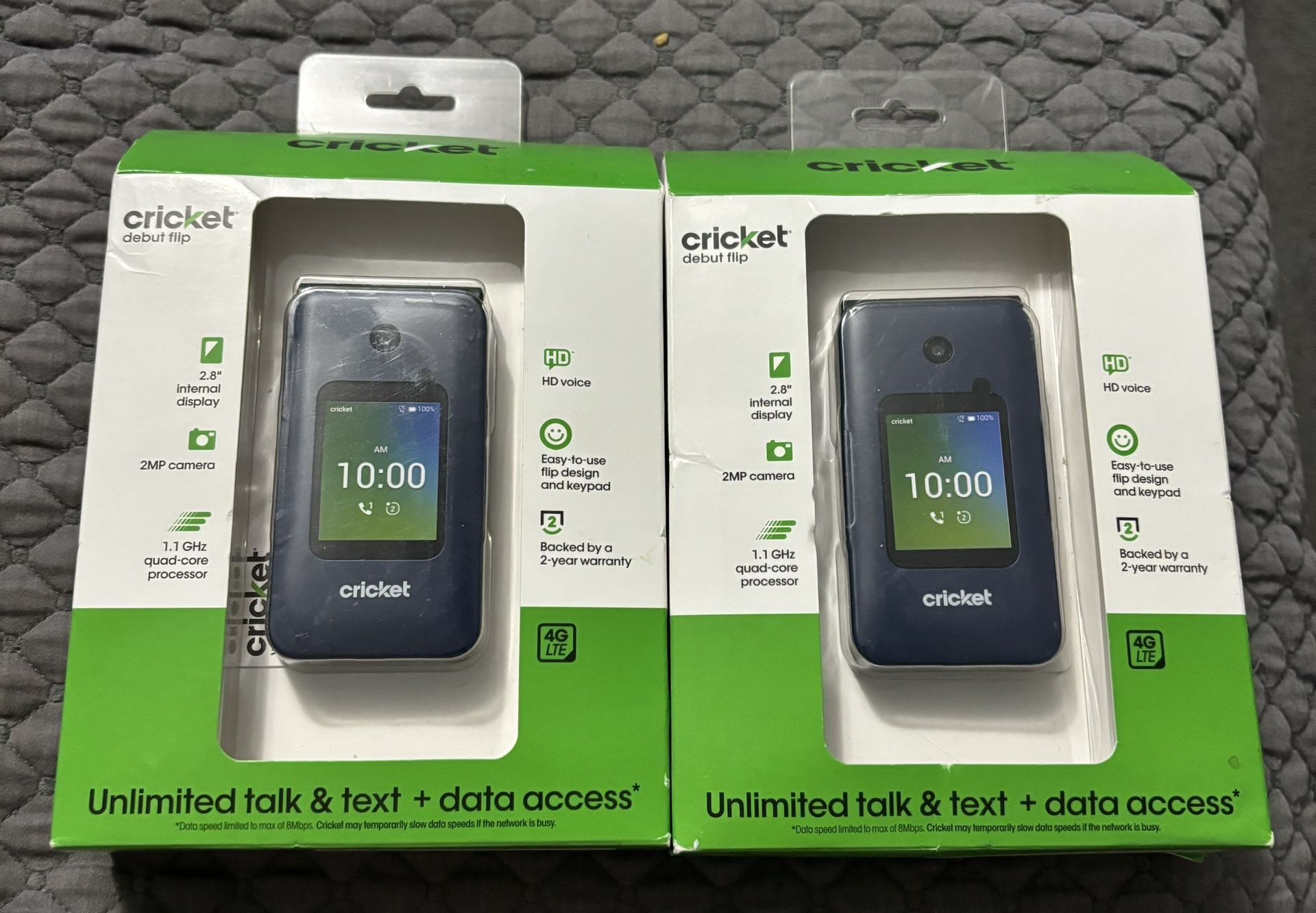 Cricket Wireless Debut Flip 4G LTE Prepaid Flip Phone, 2MP Camera, Brand New