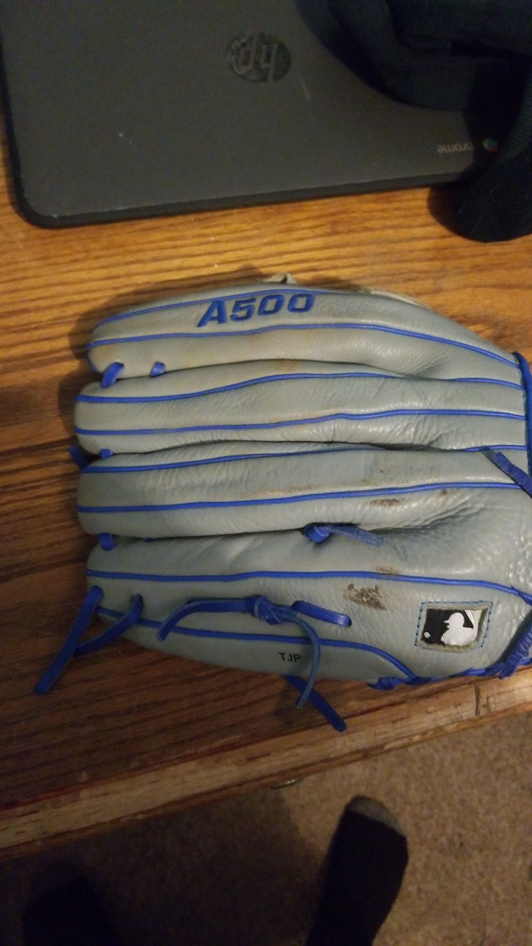 A good baseball glove