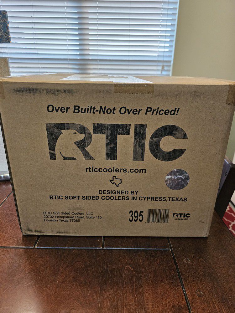 BRAND NEW IN BOX, NEVER USED RTIC SOFTPACK 30 COOLER