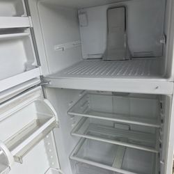 Whirlpool Fridge Apt Size 33 By 66 High 