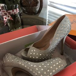 Heels for prom size 8