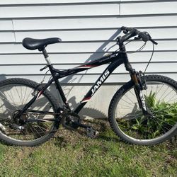 Jamis Mountain Bike 