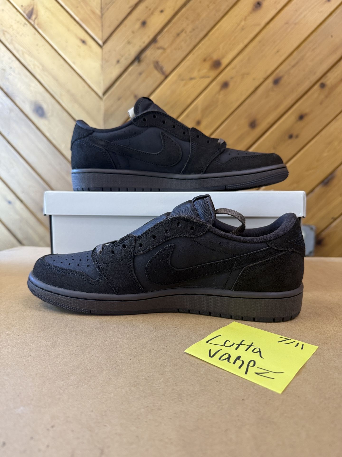 Jordan 1 Retro Low OG SP Travis Scott Velvet Brown Size 9