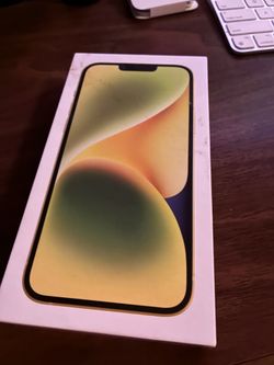 iPhone 14 Plus Box