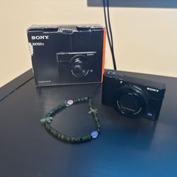 Sony RX100 V Digital Camera